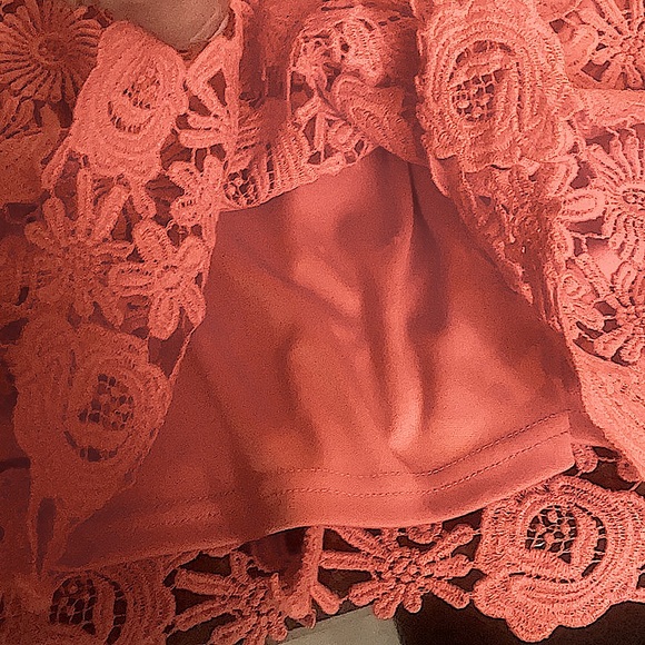 LACE DRESS - Picture 6 of 6